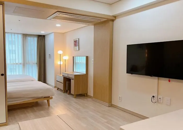 Hotel Centum Victoria 3*