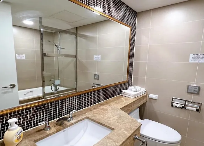 Hotel Centum Victoria 3*
