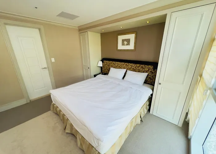 Hotel Centum Victoria 3*
