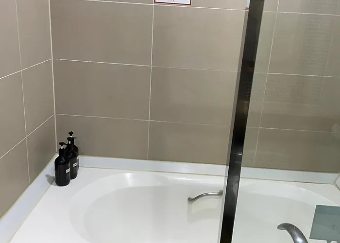Centum Victoria Hotel 3*