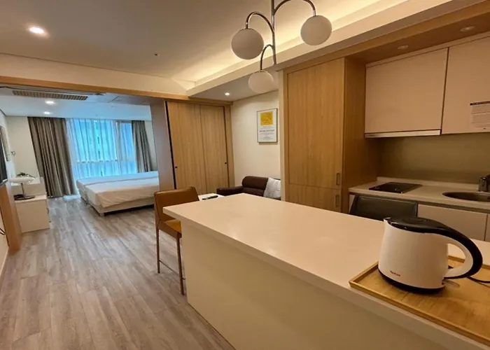 Centum Victoria Hotel 3*