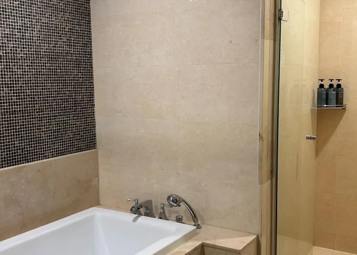 Hotel Centum Victoria 3*